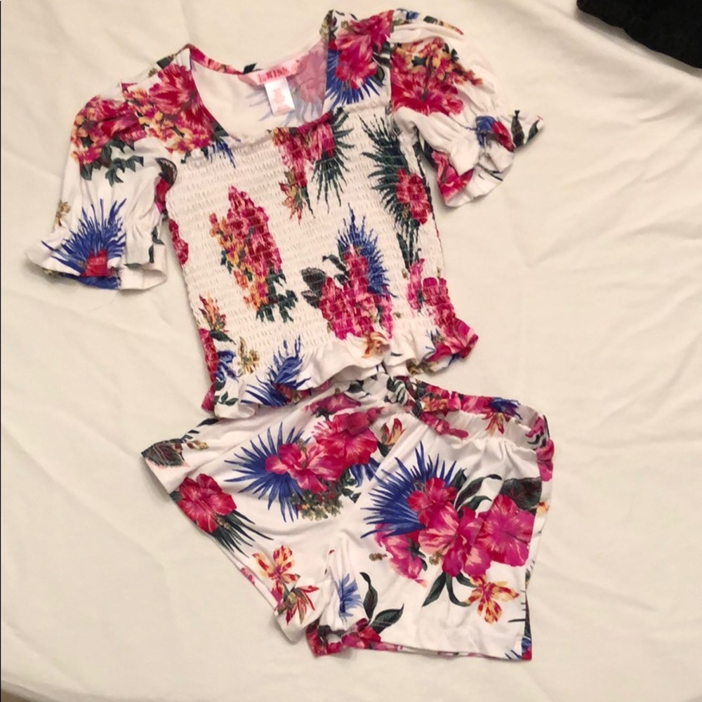 1st Kiss outfit